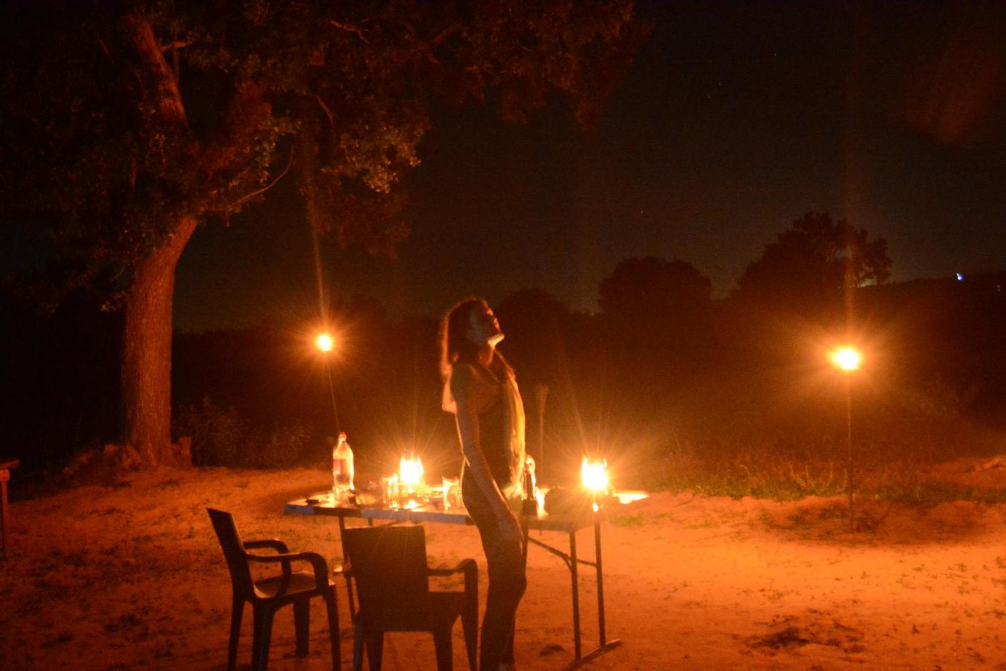 Yala Podi Hoona Bush Camp Hotel Bagian luar foto