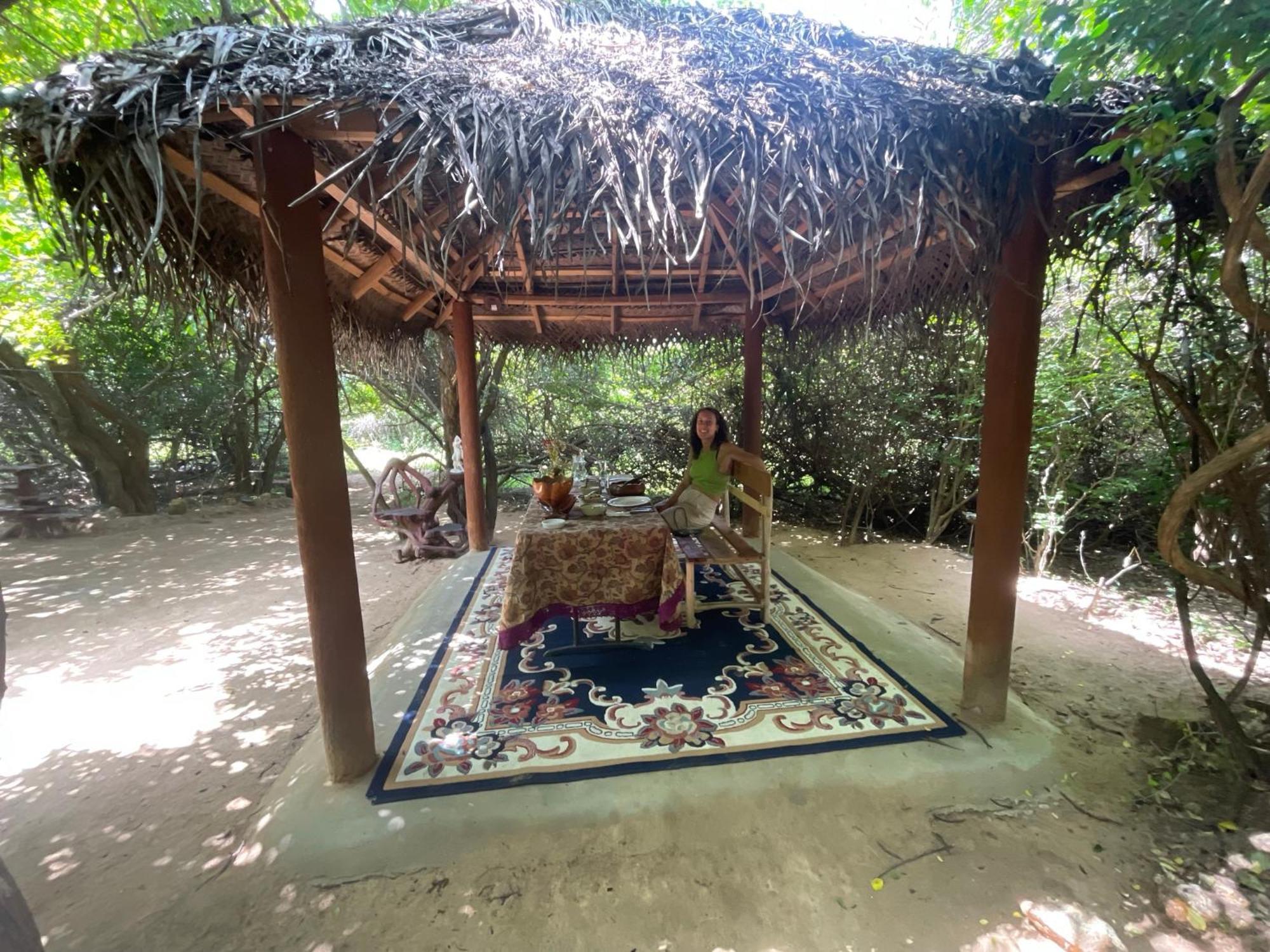 Yala Podi Hoona Bush Camp Hotel Bagian luar foto